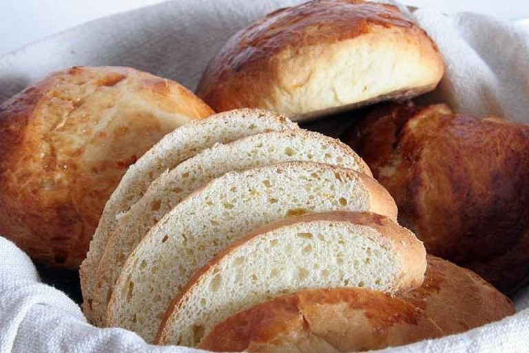 Como utilizar y aprovechar el pan en distintas comidas