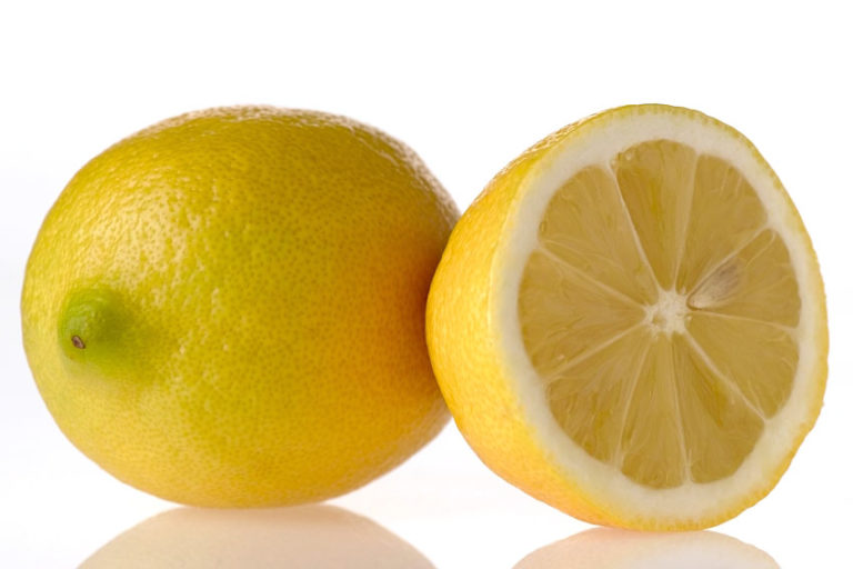 Conoce los beneficios curativos del limón