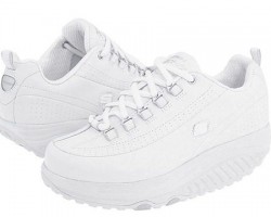 Consejos para limpiar los zapatos blancos
