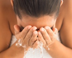 Aprende a lavarte la cara correctamente Aprende a lavarte la cara correctamente