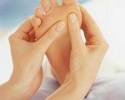 Cómo dar masajes en los pies