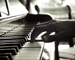 Como aprender a tocar piano gratis
